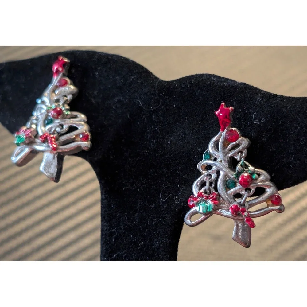 Vintage Unbranded Christmas Tree Earrings Women OS Silver Red Green Enamel Studs - Picture 2 of 6